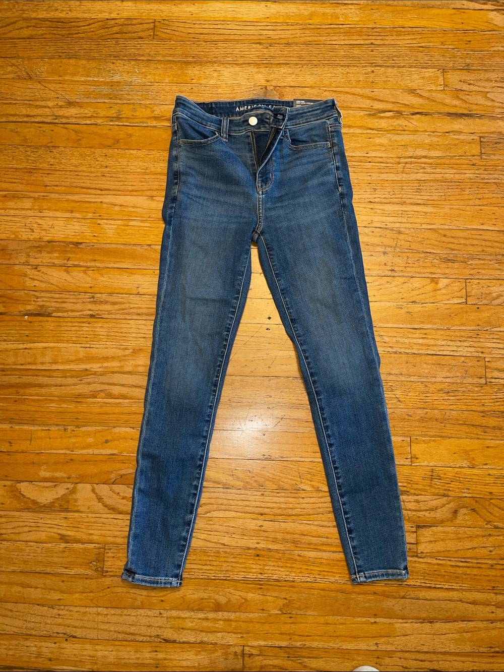 NWT American Eagle Outfitters High-rise SHORT Jeggings in Dark Blue Wash